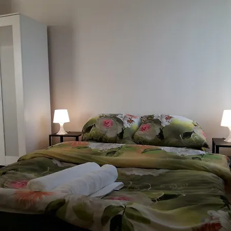 Dom Nad Jeziorem * Mucharz